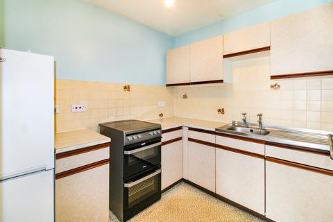 1 bedroom apartment for sale, Farley Court, Church Road East, Farnborough , GU14