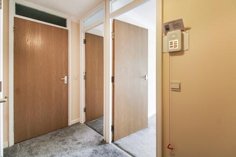 1 bedroom apartment for sale, Farley Court, Church Road East, Farnborough , GU14