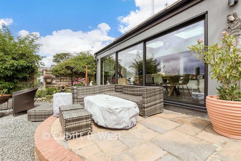 Patio / Decking