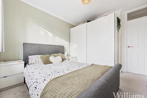 2 bedroom apartment for sale, Ascott Road, Aylesbury HP20
