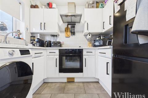 2 bedroom apartment for sale, Ascott Road, Aylesbury HP20
