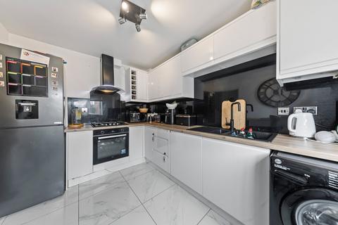 3 bedroom semi-detached house for sale, Tailby Avenue, Kettering, NN16