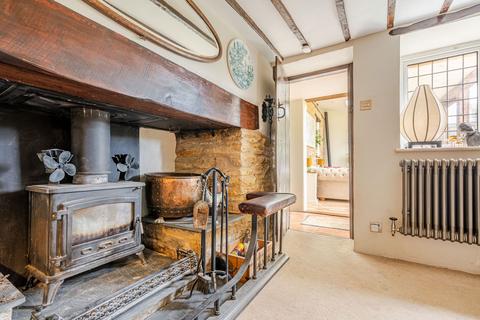 3 bedroom detached house for sale, Stonehill, near Charlton