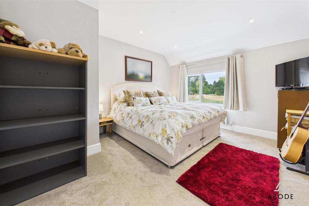 CAM03473 G0-PR0425-STILL009.jpg