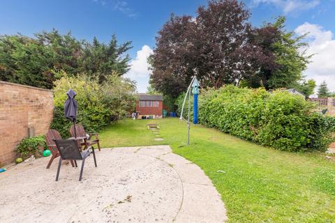 33 Barton Road, Slough, SL3 8DF