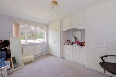 33 Barton Road, Slough, SL3 8DF