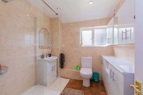 33 Barton Road, Slough, SL3 8DF