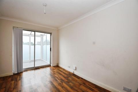 18 Askrigg Walk, Hull, HU5 4SA