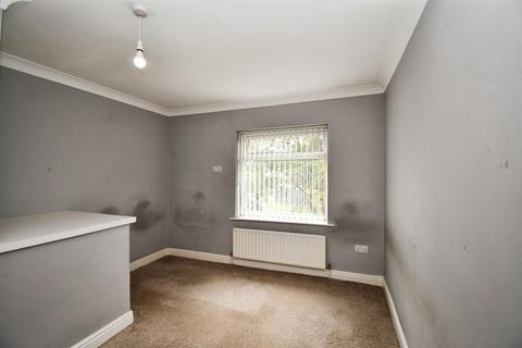 18 Askrigg Walk, Hull, HU5 4SA