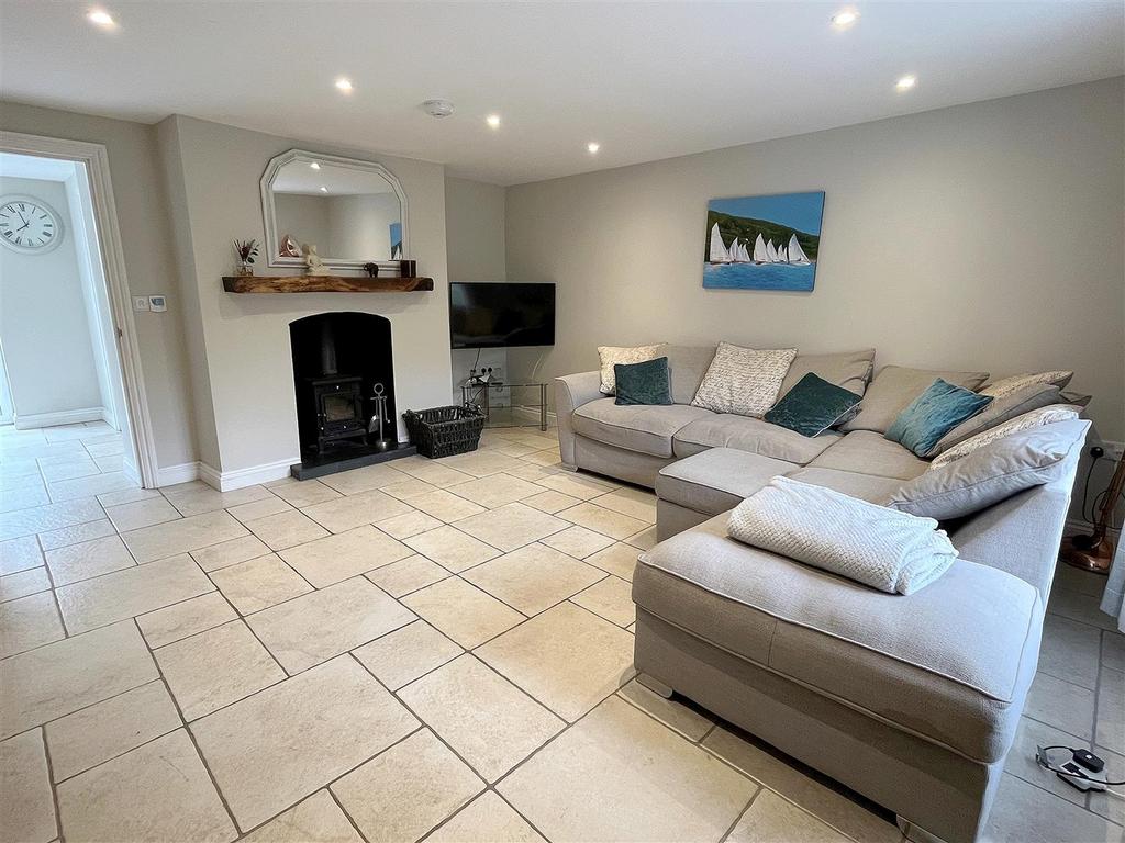 Sitting Room 2.jpg