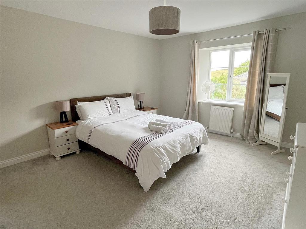 Bedroom One.jpg