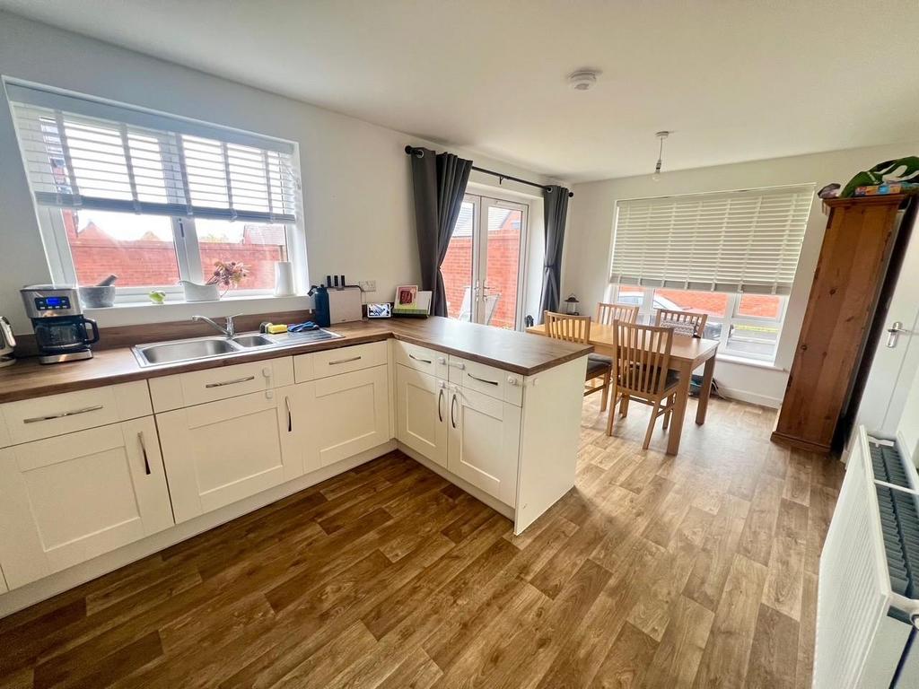 KItchen 3.jpg
