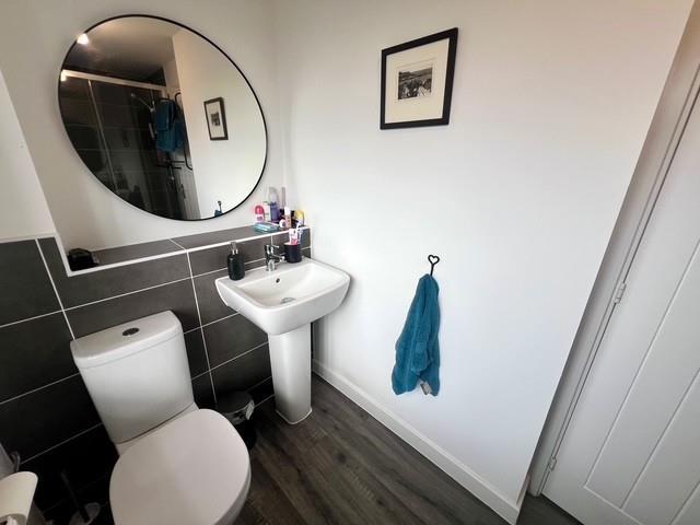 Ensuite.jpg