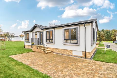 2 bedroom park home for sale, Thetford, Norfolk, IP24