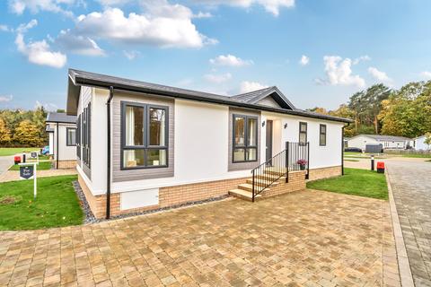 2 bedroom park home for sale, Thetford, Norfolk, IP24