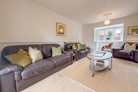 undefined, Llantwit Fardre, Pontypridd CF38