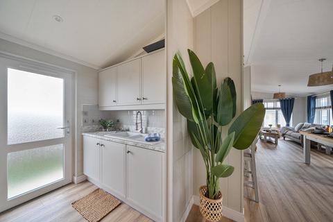 undefined, Milford-On-Sea, Hampshire, SO41