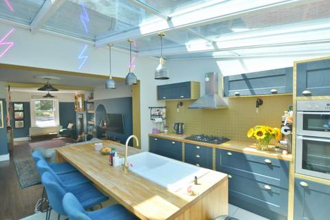 2 bedroom terraced house for sale, Middlehill Road, Colehill, BH21 2SA