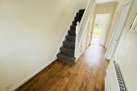 3 bedroom semi-detached house for sale, Haslucks Green Road, Solihull B90