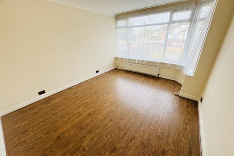 3 bedroom semi-detached house for sale, Haslucks Green Road, Solihull B90