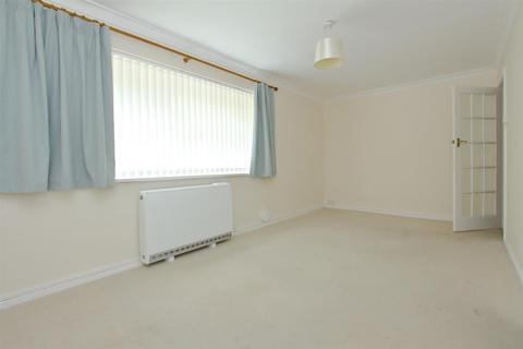 2 bedroom flat to rent, Park Lane, Salisbury
