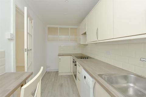 2 bedroom flat to rent, Park Lane, Salisbury