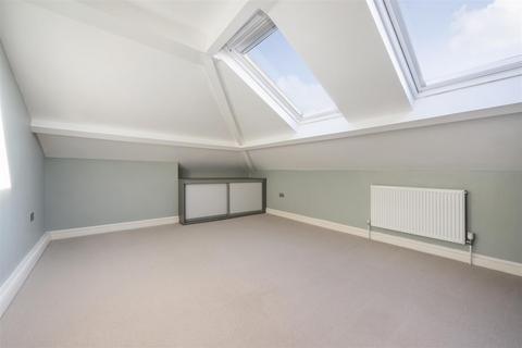 2 bedroom flat for sale, Lancaster Grove, Belsize Park, NW3