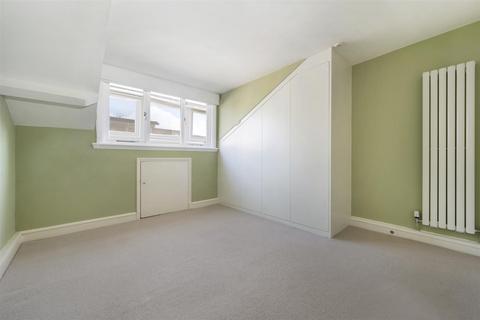 2 bedroom flat for sale, Lancaster Grove, Belsize Park, NW3