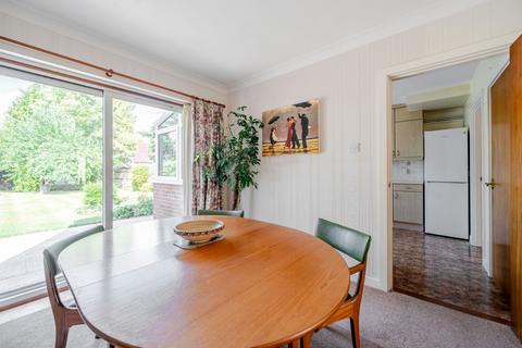 1 Farm Close, Warnham, Horsham, RH12 3QT