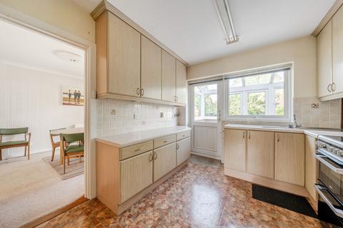 1 Farm Close, Warnham, Horsham, RH12 3QT
