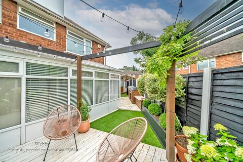 4 bedroom end of terrace house for sale, Rutland Crescent, Walsall WS9