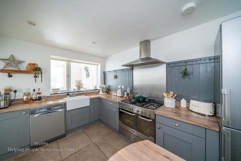 4 bedroom end of terrace house for sale, Rutland Crescent, Walsall WS9