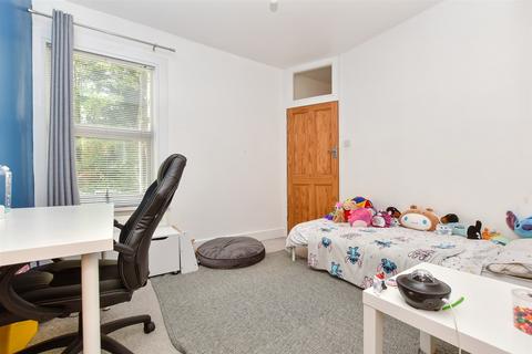 37 Lower Road, Kenley, CR8 5NH