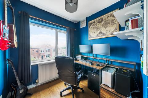 34 Eden Drive, Leeds, LS4 2TN