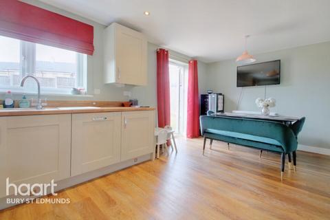 4 bedroom detached house for sale, Shackeroo Road, Bury St Edmunds