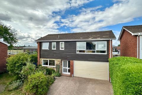 5 bedroom detached house for sale, Croome Close, Hereford, HR1