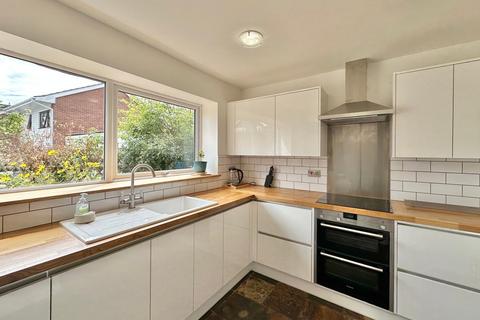 5 bedroom detached house for sale, Croome Close, Hereford, HR1