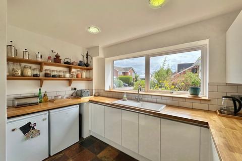 5 bedroom detached house for sale, Croome Close, Hereford, HR1