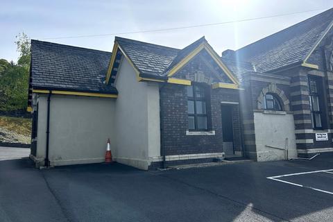 Property to rent - Heol Y Doll, Machynlleth, Powys, SY20