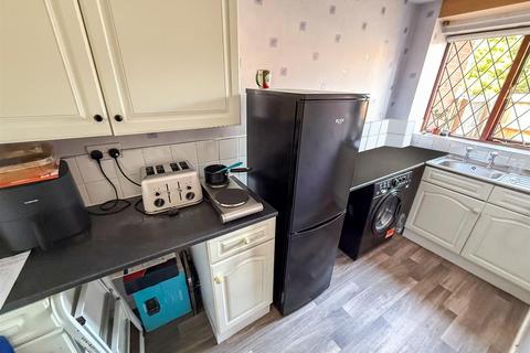 undefined, Llys Close, Oswestry