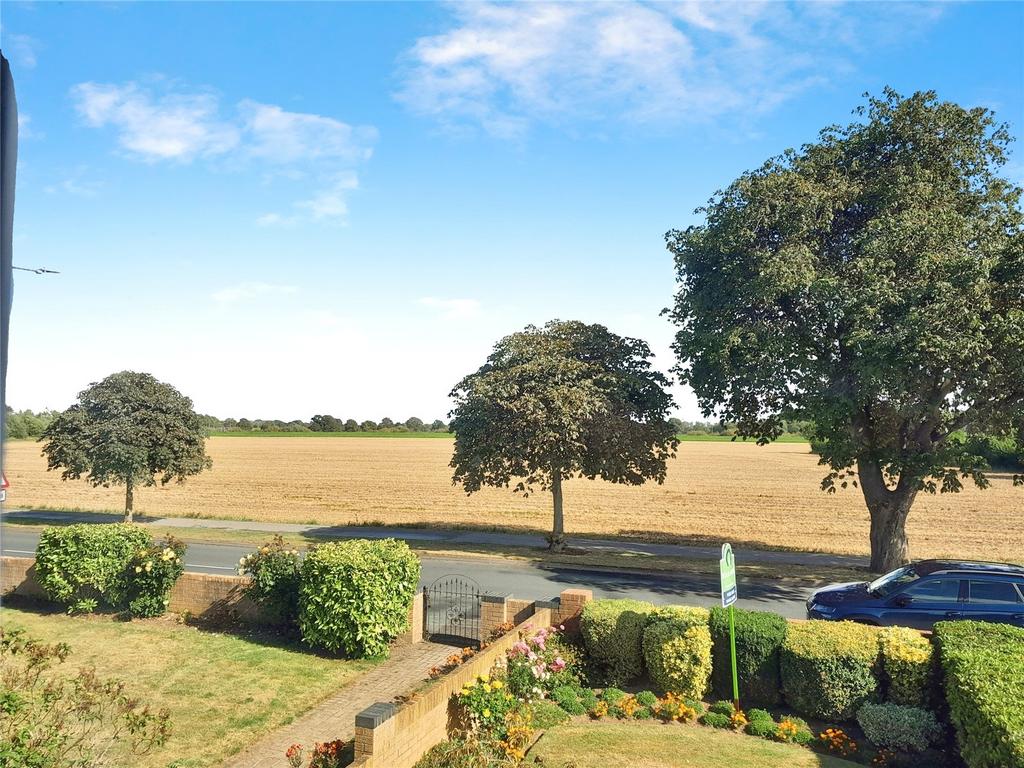 Open Views to front
