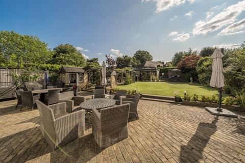 undefined, Faris Lane, Woodham KT15