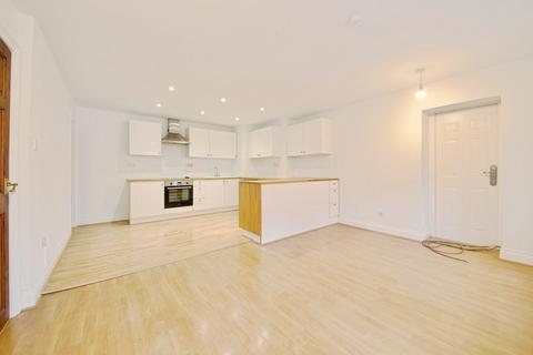 2 bedroom apartment for sale, Bury Street, London N9