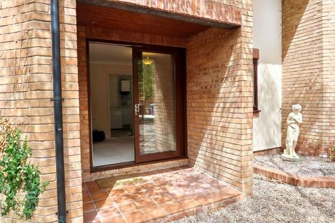 undefined, Upton Court, Banbury