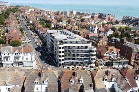 3 bedroom flat for sale, Sea Road, Bexhill-On-Sea