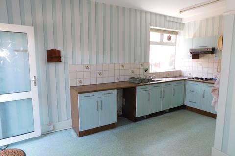 4 bedroom detached house for sale, Carbery Avenue, Bournemouth BH6