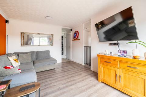 2 bedroom semi-detached bungalow for sale, Elmdale Drive, Carlton Colville