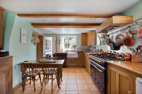 5 bedroom detached house for sale, Skeyton
