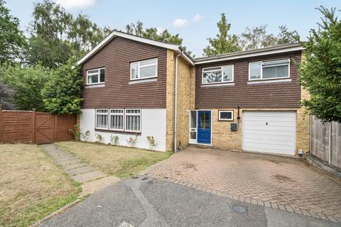Arden Close, Bracknell, Berkshire