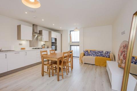 2 bedroom flat for sale, Worple Road, Wimbledon SW19